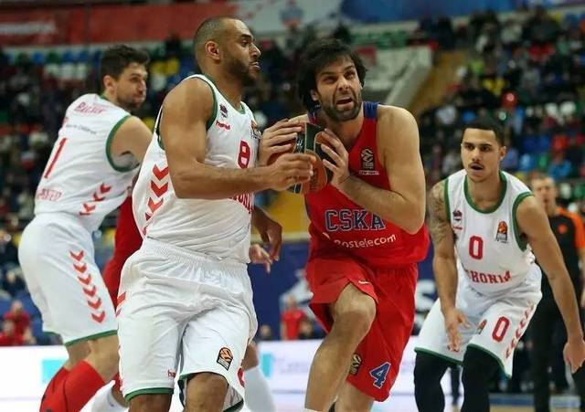 米体：迪乌夫表现不佳，国米可能冬窗追弗伦德鲁普补强中场（米体：迪乌夫低迷，国米考虑冬窗引进弗伦德鲁普加强中场）