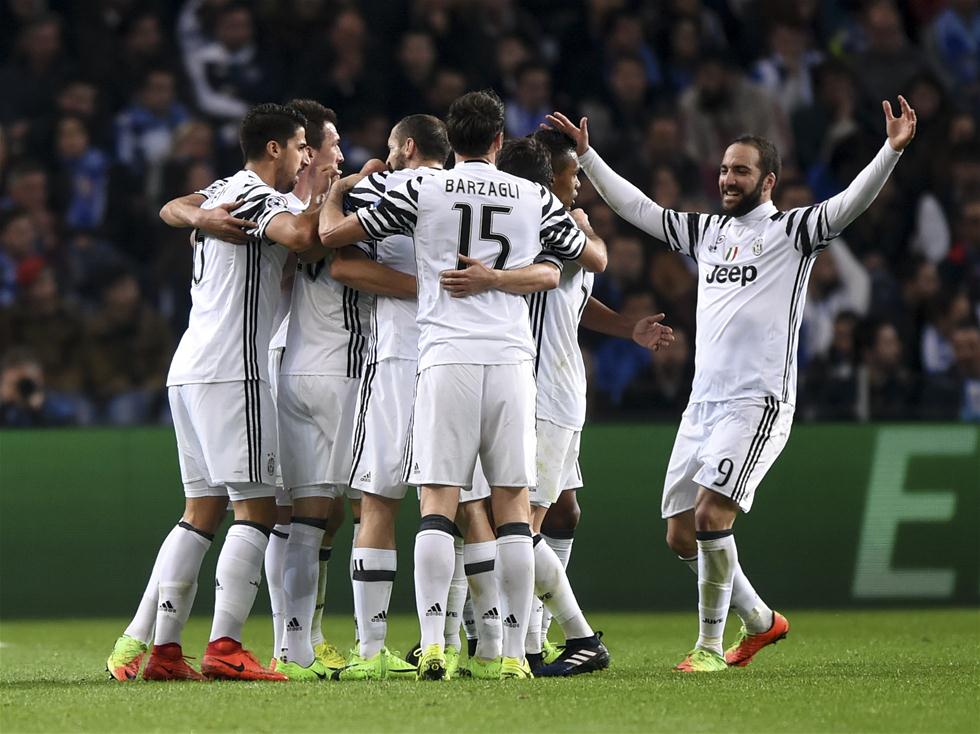 加纳国脚弗朗西斯已经在日本接受手术，之后将返回法国康复（加纳国脚弗朗西斯已在日本完成手术，将赴法国康复）