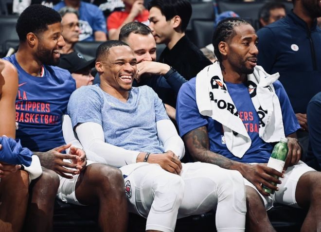 姆巴佩启动瞬间无人能挡（姆巴佩一提速，谁也拦不住）