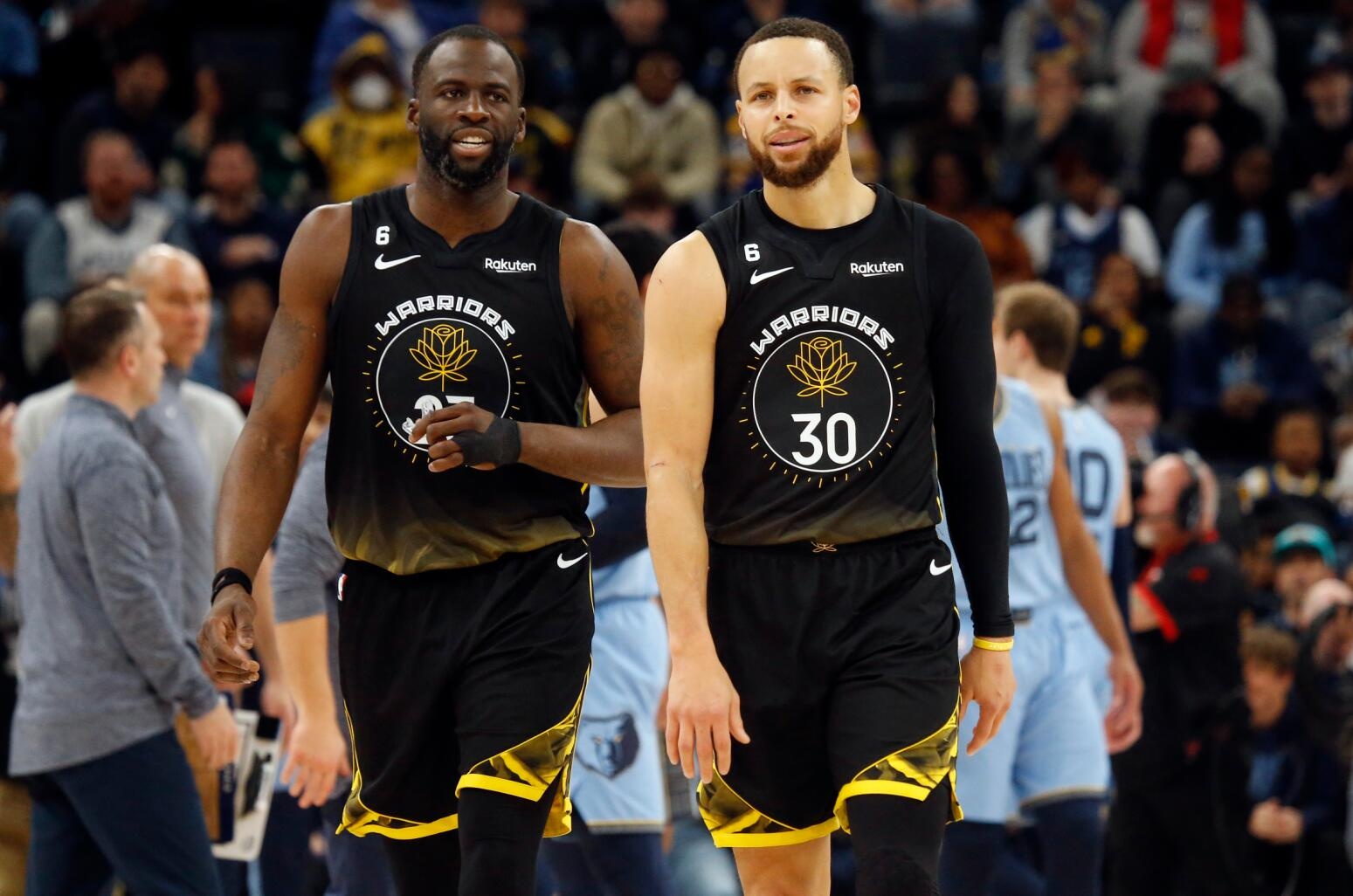 杨瀚森入开拓者倒大霉！首节制霸攻守，后续无球权，浪费好状态！（杨瀚森入开拓者惨遭冷落：首节攻防无解，后续无球权，好状态被浪费）