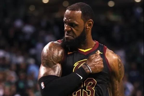 雷霆五连胜冲击季后赛（雷霆豪取五连胜，剑指季后赛）