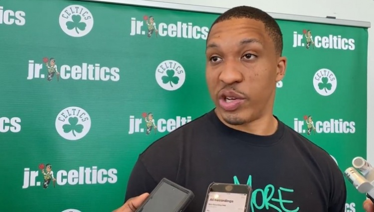 卢尼谈离开勇士：我没有任何怨恨，十年时间我留下太多美好回忆（卢尼谈告别勇士：无怨无恨，十年生涯满载美好回忆）