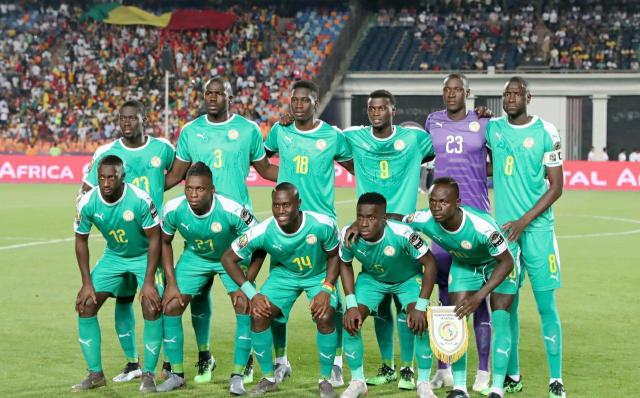 埃弗顿官方：恩迪亚耶和盖耶15日前往国家队，可以出战切尔西（埃弗顿官方消息：恩迪亚耶与盖耶15日赴国家队报到，仍可出战切尔西）